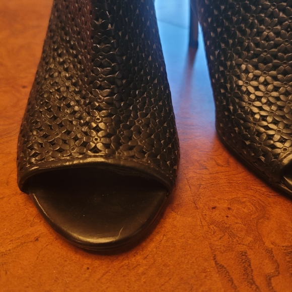 Nine West Glyn Genuine Black Leather Open Peep Toe Sandal Heels Shoes Boots 8 - Picture 3 of 9